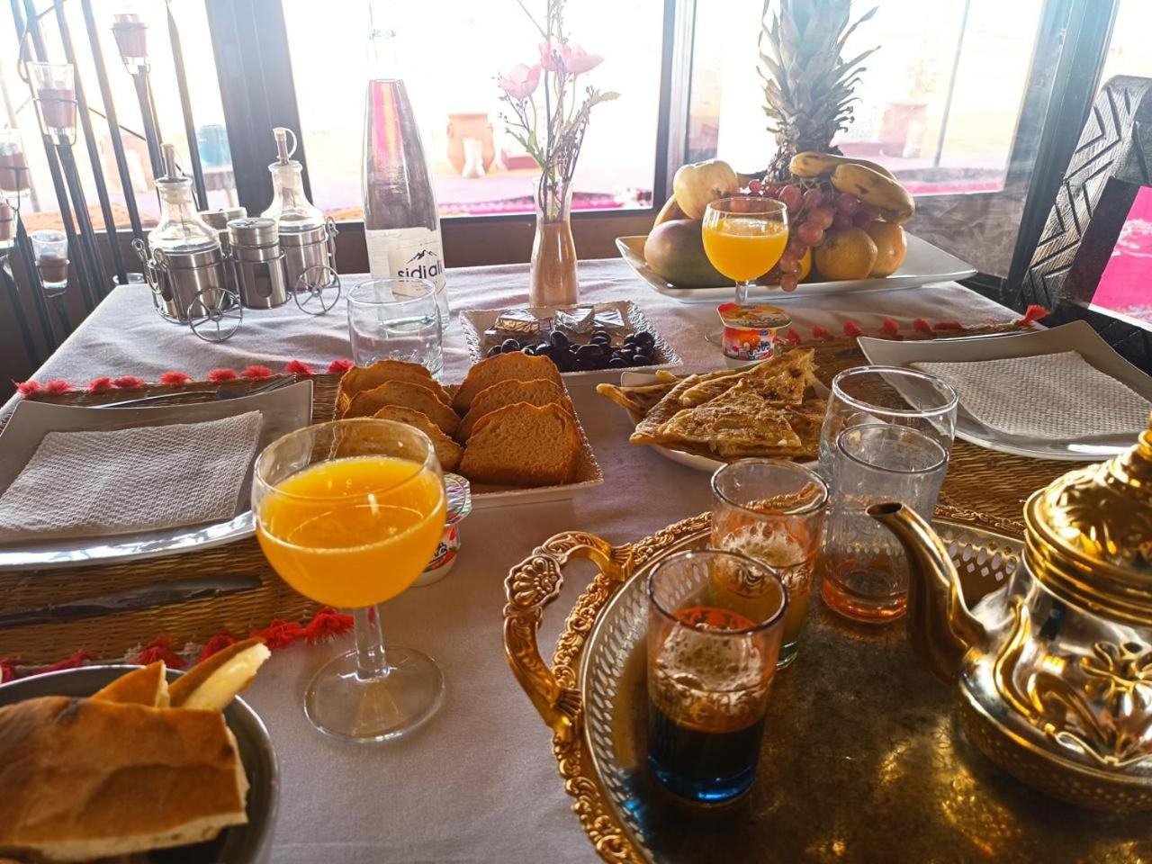 Merzouga Traditional Luxury Camp Eksteriør billede